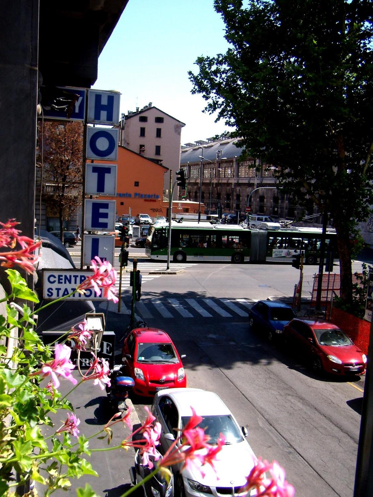 Hotel Central Station Milan Bagian luar foto